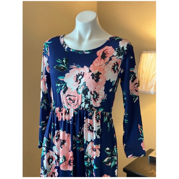 Women’s Plus Long Sleeve Floral High-Waisted Maxi Dress (XXL) NWT - Picture 4 of 10